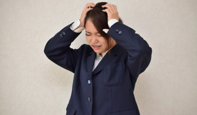 すぐに緊張をほぐす方法!面接や試験で実力を発揮するためのコツを紹介