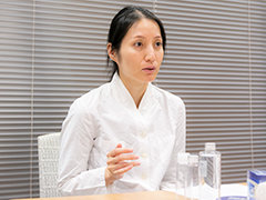 皮膚科医・山口志保先生