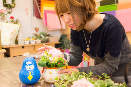 自分らしさを仕事にする 明光ワクワクワーク Vol 12 フラワーショップ店長 酒井香織さん 明光プラス