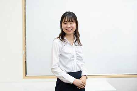 村石南葉(むらいし・なのは)先生